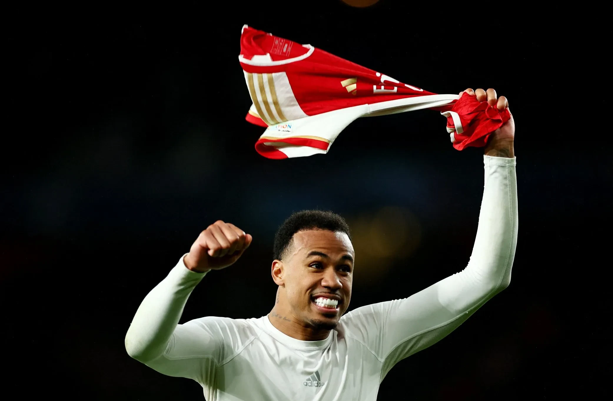 关于阿森纳防线重创：加布里埃尔缺阵一个月，关键战役面临挑战的信息  第2张