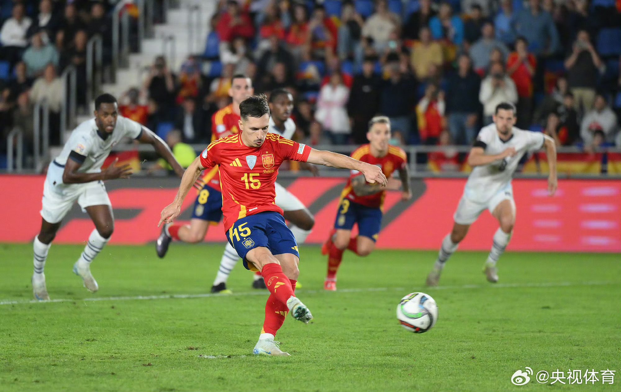 关于世预赛欧洲区小组赛J组第6轮：比利时7-0列支敦士登多库、德凯特拉雷2射1传的信息