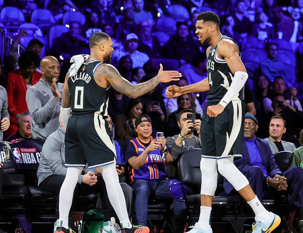 包含字母哥无限期离队，病倒新冠肺炎未确定留在雄鹿队的词条