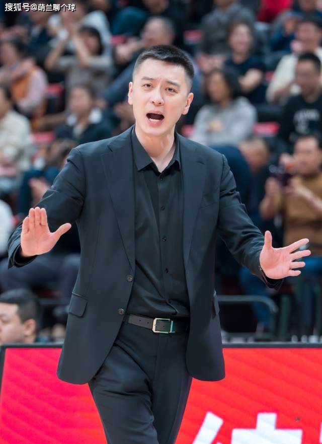 关于张镇麟离队+韩德君退役也无妨！杨鸣霸气誓拼新赛季他底气的信息  第2张