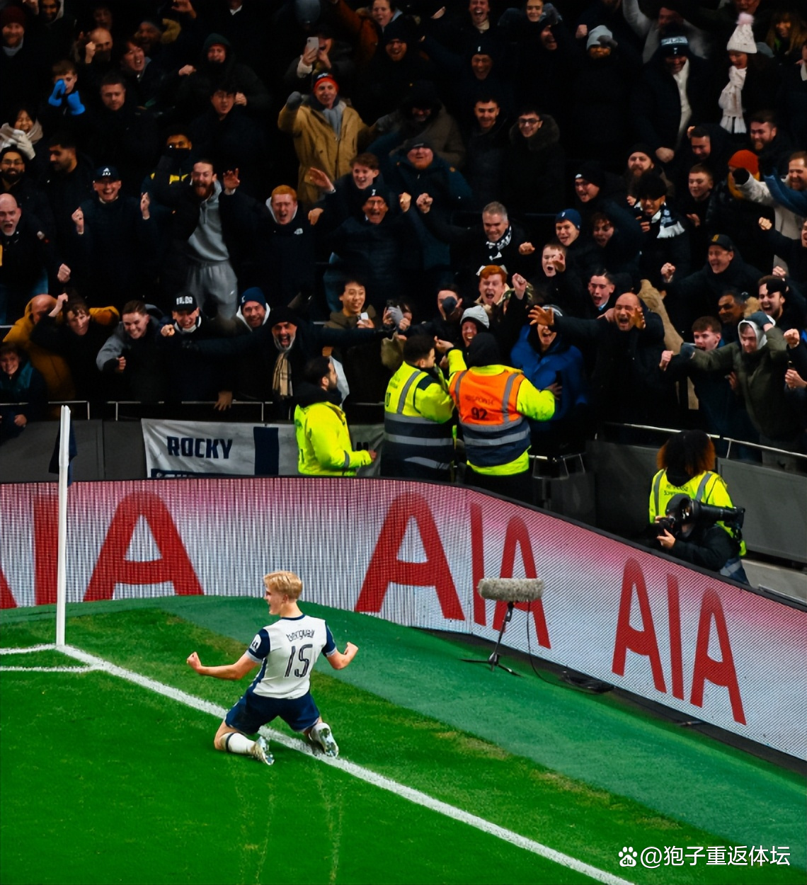 包含里尔主场迎战里昂，吉鲁领衔的进攻火力与防守漏洞引发关注，攻强守弱之争即将上演。的词条  第1张