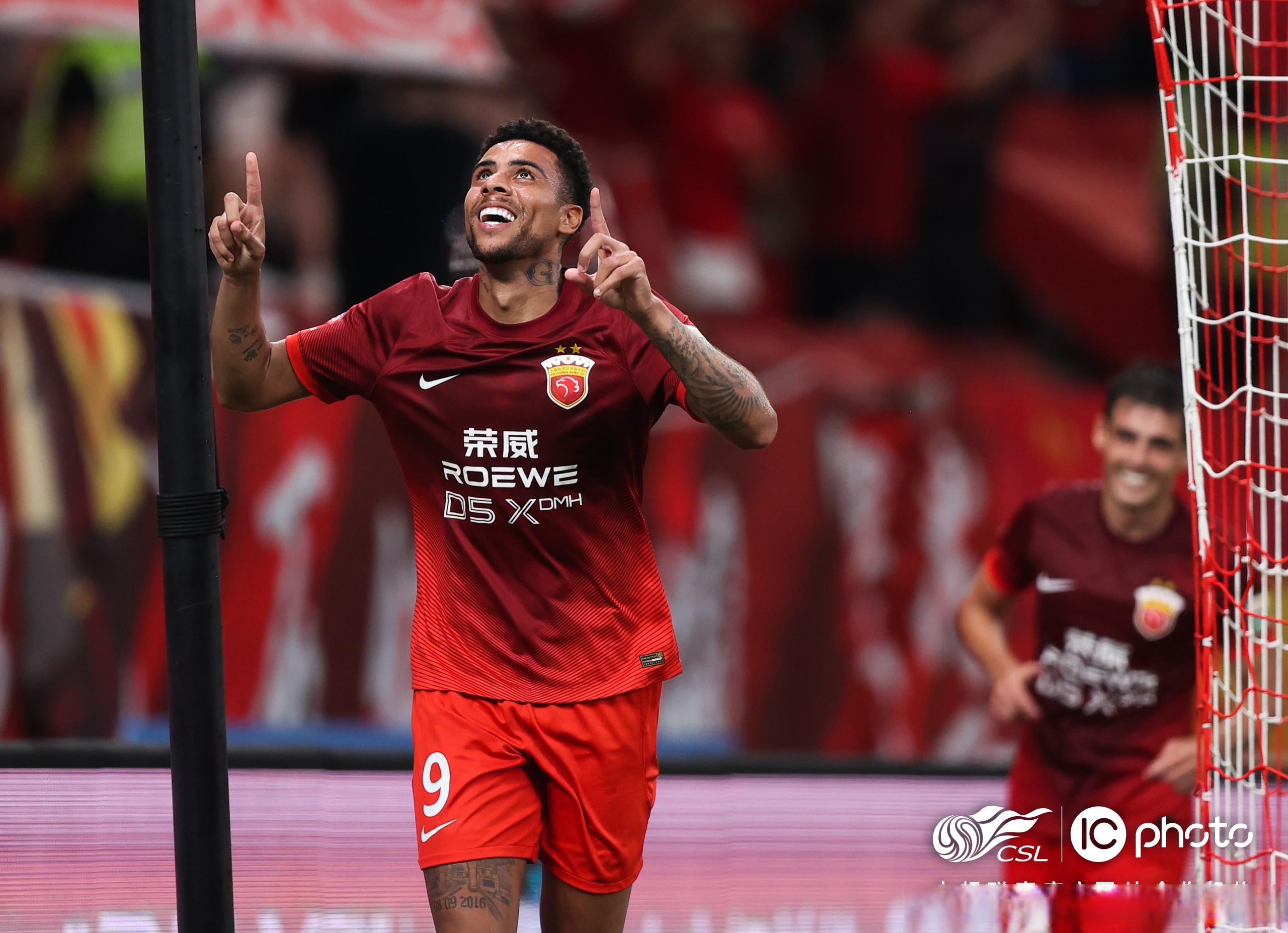 包含胜利要在场上争取，不是因为我们是米兰就2-0开场的词条