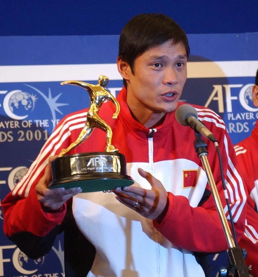 包含足坛历史上有哪些老当益壮的球员，年纪大了还能有出色的表现？的词条