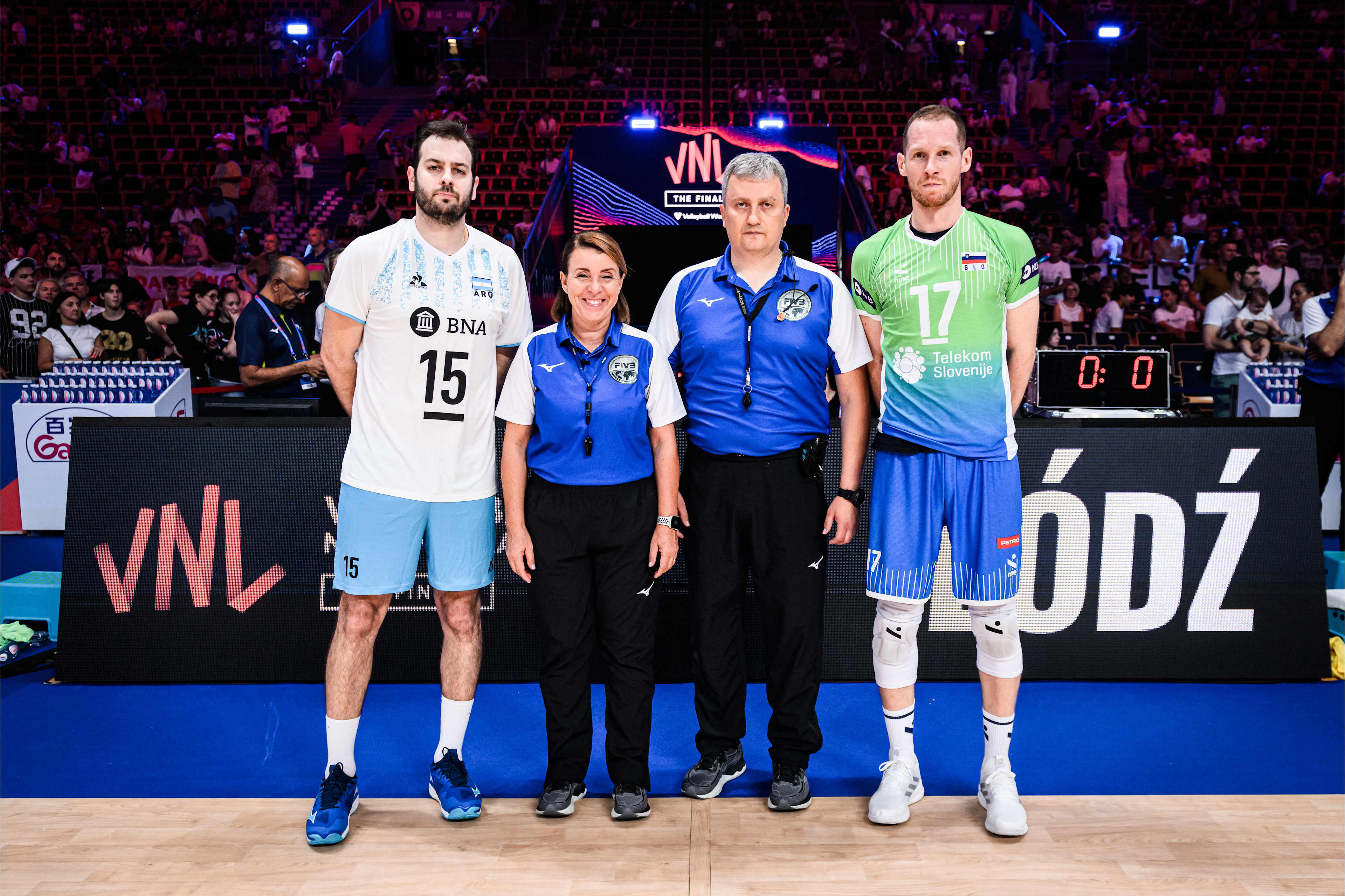 热身赛-约老师10分东契奇17+7塞尔维亚大胜斯洛文尼亚的简单介绍  第2张