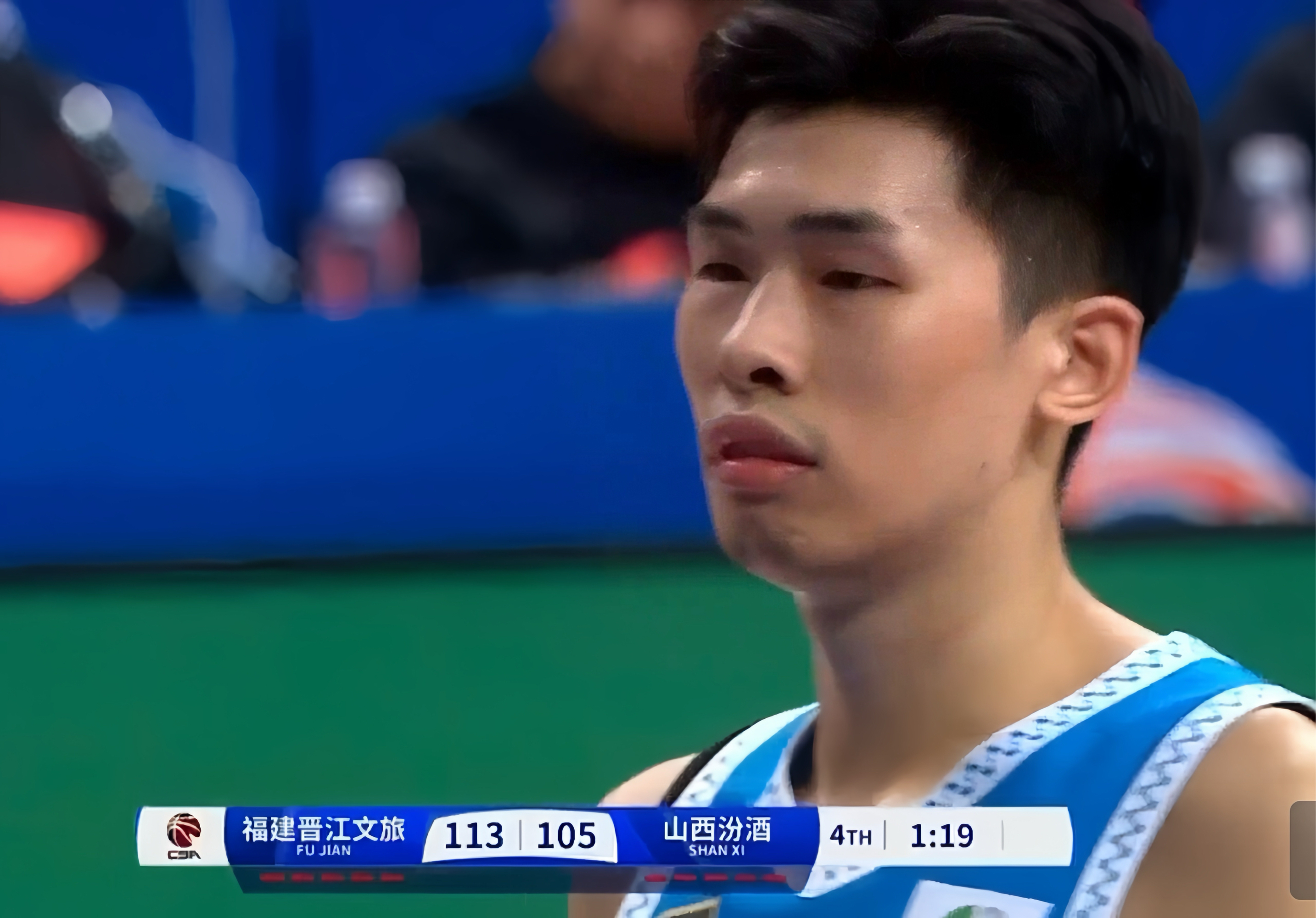 包含邹阳上赛季个人集锦：对阵山西得到30分11板2帽2断的词条