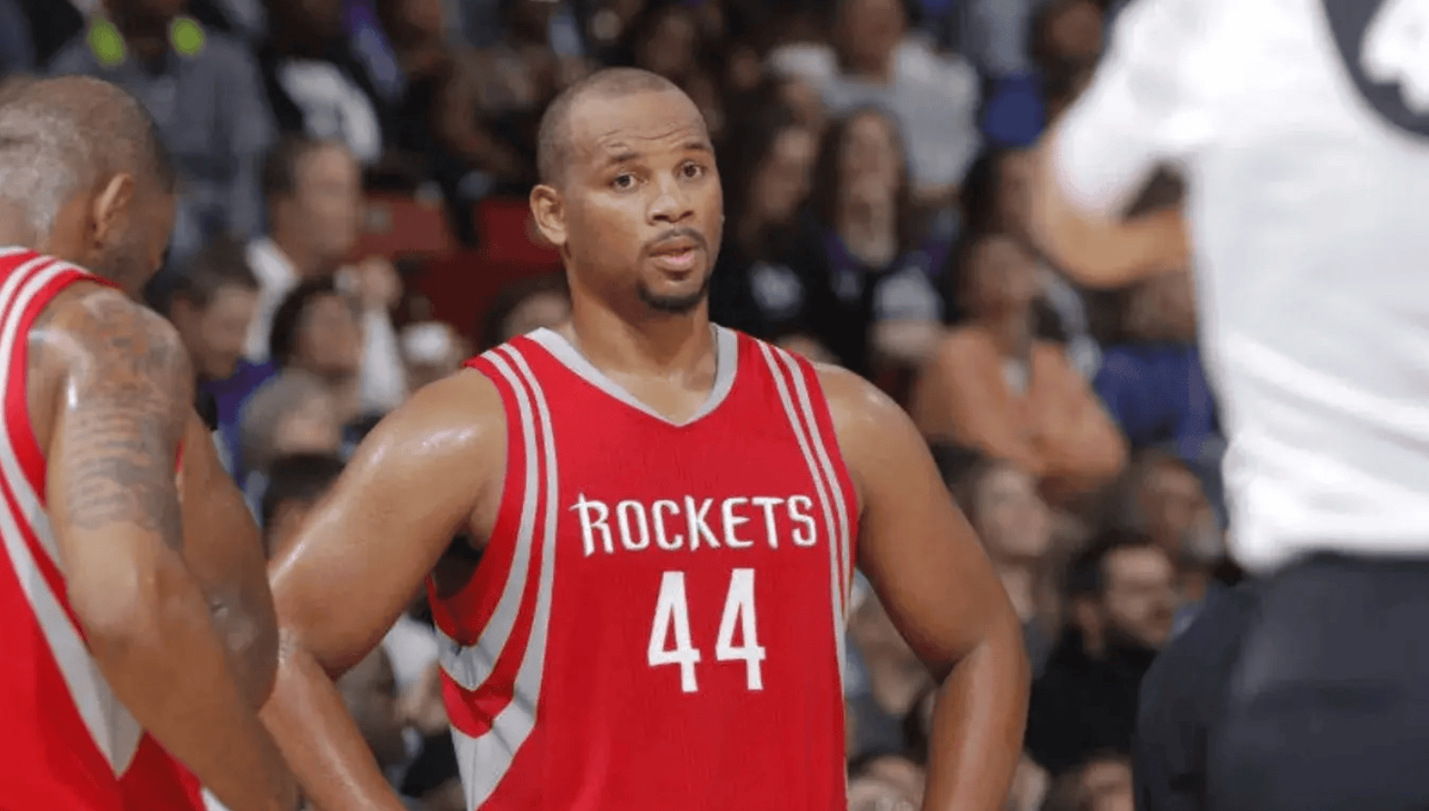 关于难以置信！广东最矮队员怒抢11板+34分6助，球迷：中锋也难有11板的信息