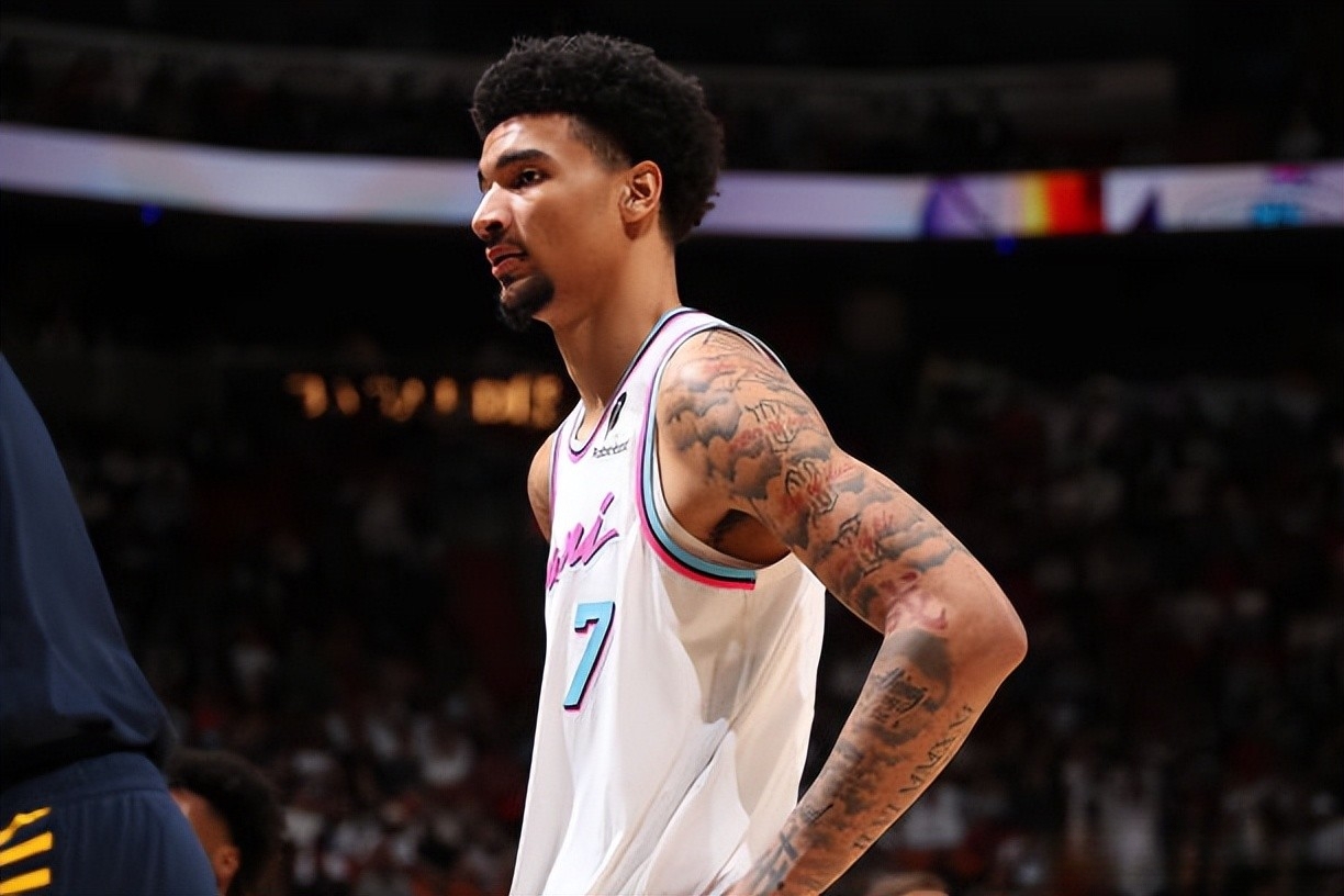 关于内线悍将一年底薪重返热火曾首轮被迈阿密选中的信息