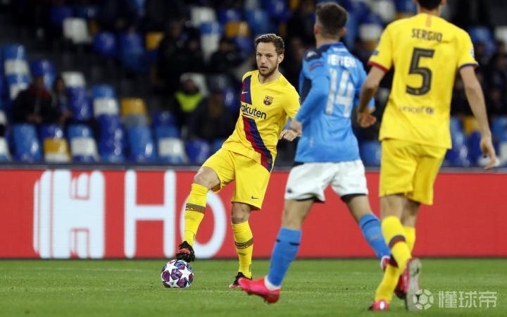 欧足联工作人员周四来到诺坎普评估目前的的简单介绍