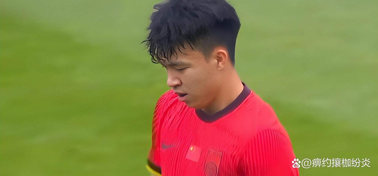 包含日媒点评东亚杯中国男足：唯一的进步就是减少了危险犯规的词条