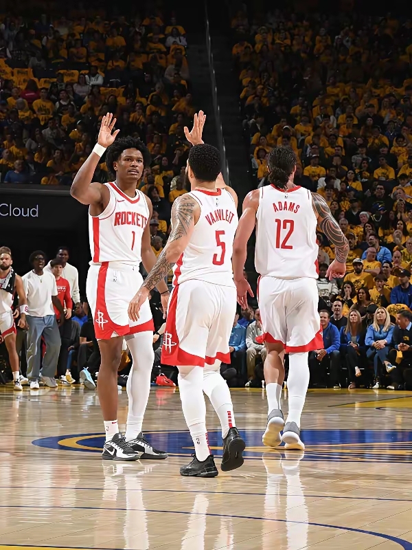 火箭上次打圣诞大战还是在2019年，仅4人仍未离开NBA的简单介绍