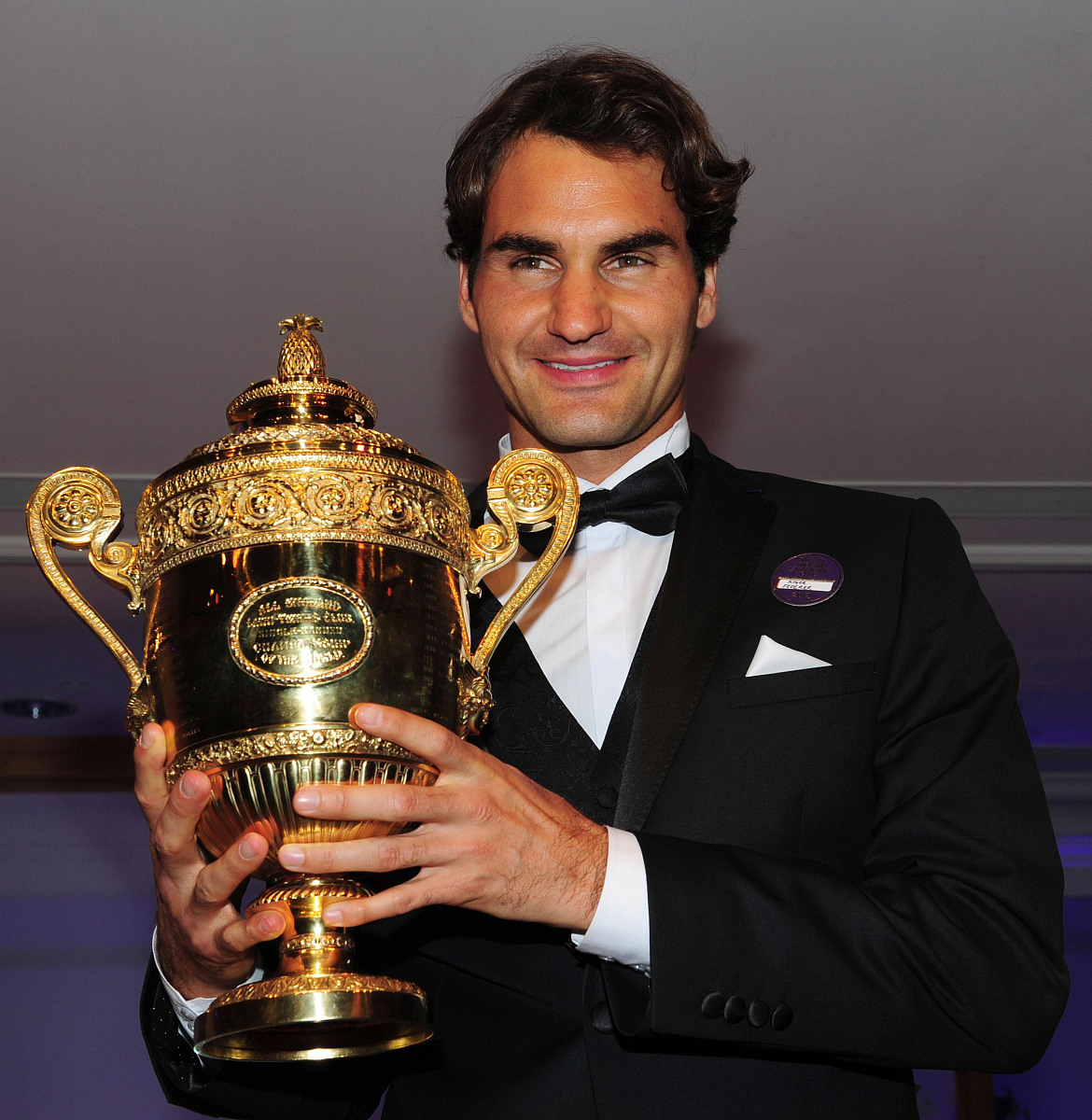 巴黎7500万欧元瞄准罗德里戈放弃金球奖巨星费兰-托雷斯或加盟巴黎的简单介绍