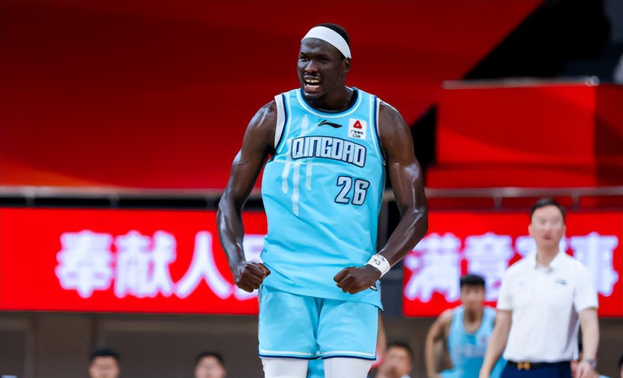 包含李弘权18+8洛夫顿14+8+5上海主场擒江苏两连胜的词条