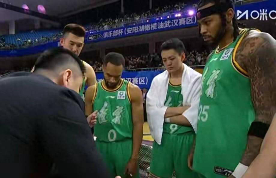 辽宁32分惨败广厦，赛季最惨一役：全队仅两人得分上双，姜宇星未获一分的简单介绍