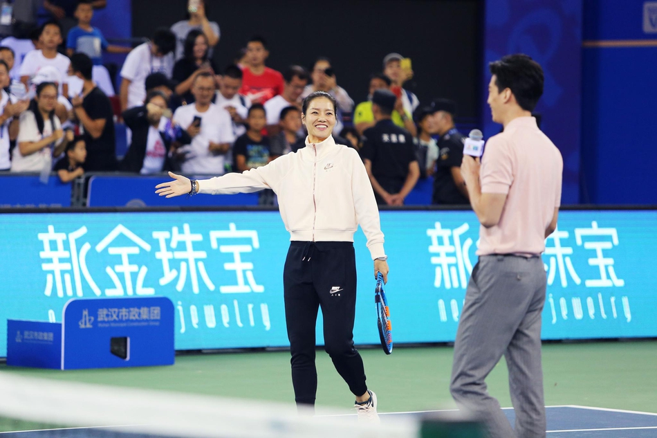 惊喜！李娜重返表演赛场！