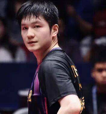 包含乒超男团：定了！王楚钦确认参加半决赛，樊振东、许昕缺席不上场的词条