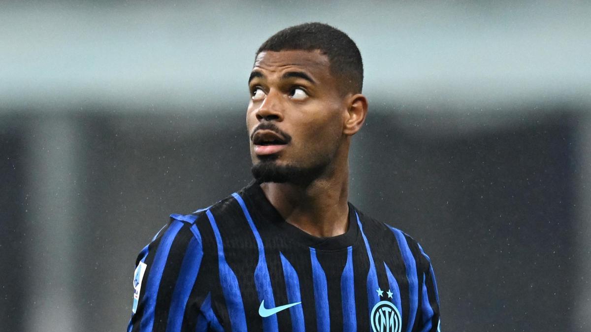 包含意天空：国米已经与维卡里奥进行了初步的接触的词条