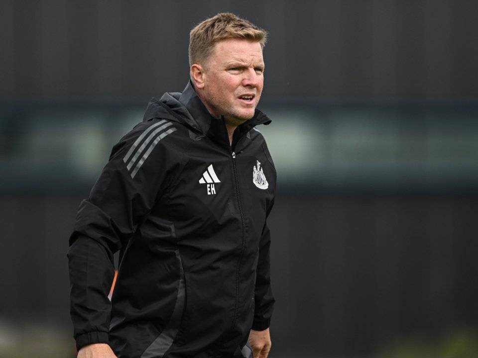 关于埃迪-豪：我们在战术上没有问题；对丢球的方式感到失望的信息