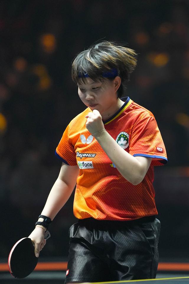 包含创历史！朱雨玲4-2逆转陈熠夺冠首次登顶WTT大满贯赛的词条