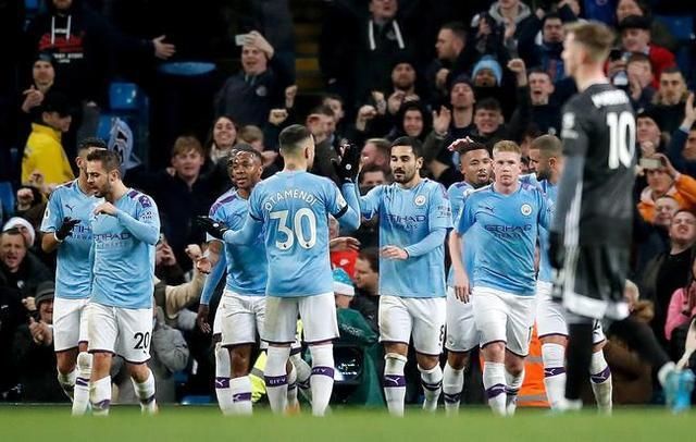 包含意甲有多穷？转播收入第一不如英超垫底，曼城球衣收入是的词条