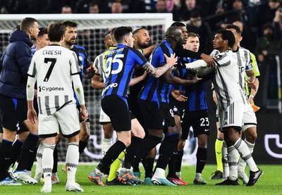 包含强烈反差！这位尤文名宿离开斑马军团后，连续效力三支蓝黑球队的词条