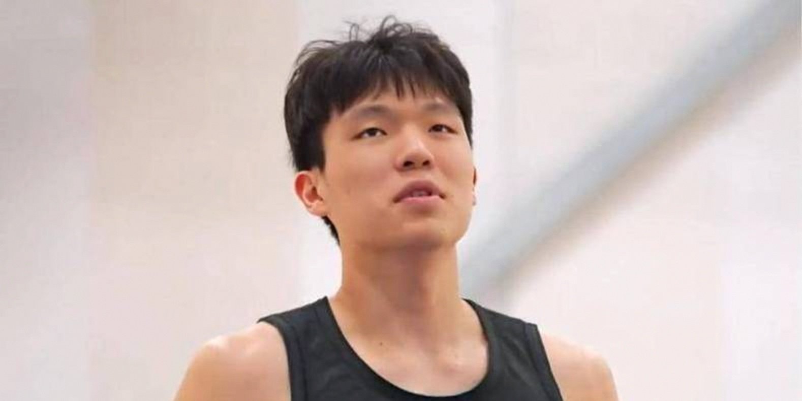 包含杨瀚森要提高篮板能力否则他很难超越克林根成为首发的词条