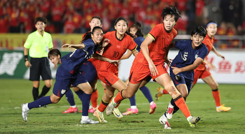 包含长春女足夺得2025中国足球协会杯赛（女子）冠军的词条