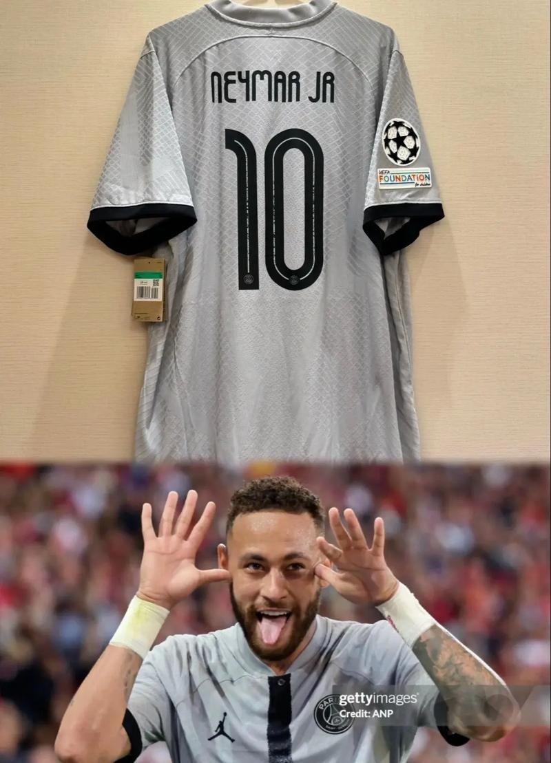 包含内马尔圣诞与父亲重温巴萨生涯集锦的词条