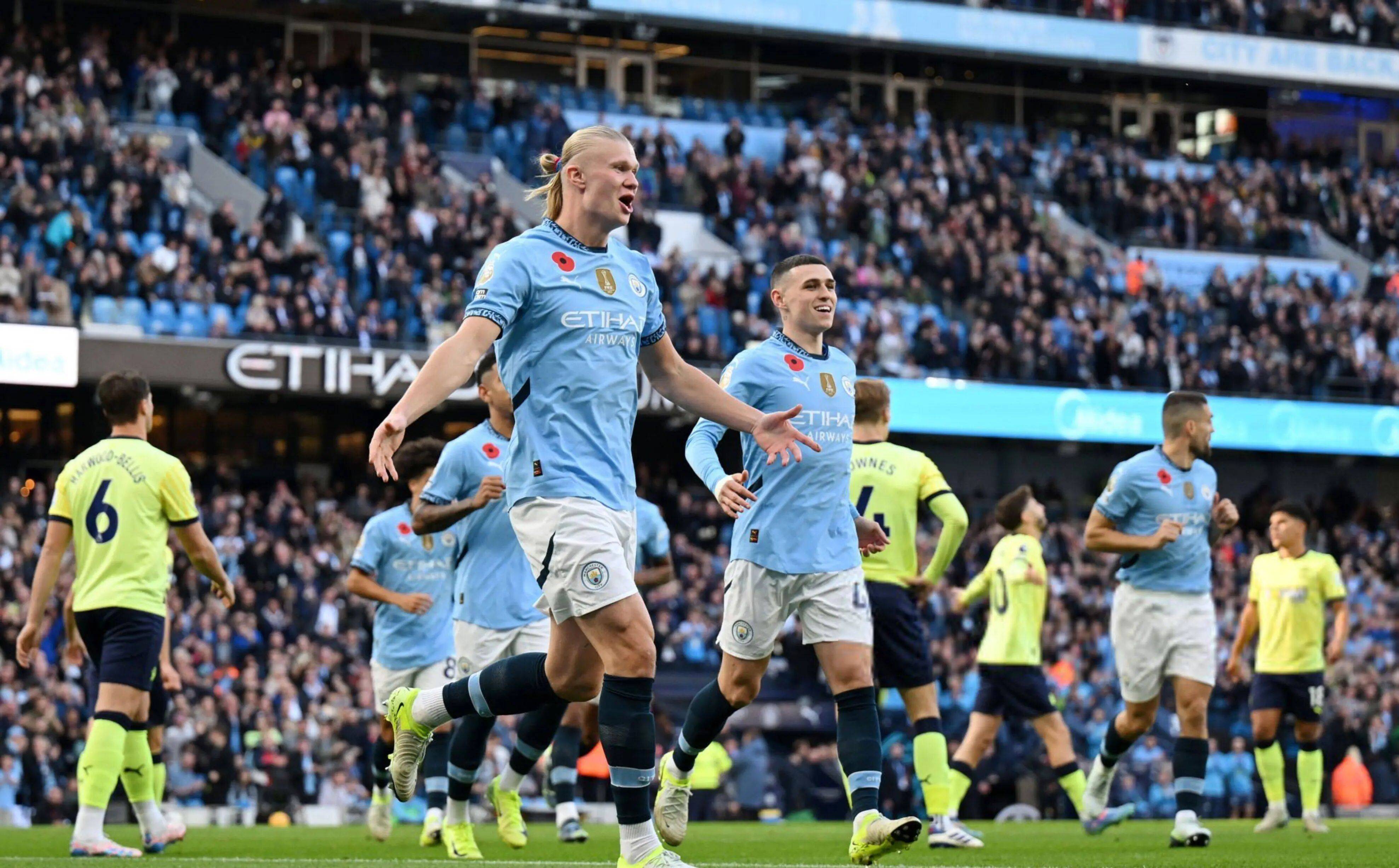 包含英超官方盘点最成功的转会窗：2015-16赛季莱斯特城在列的词条