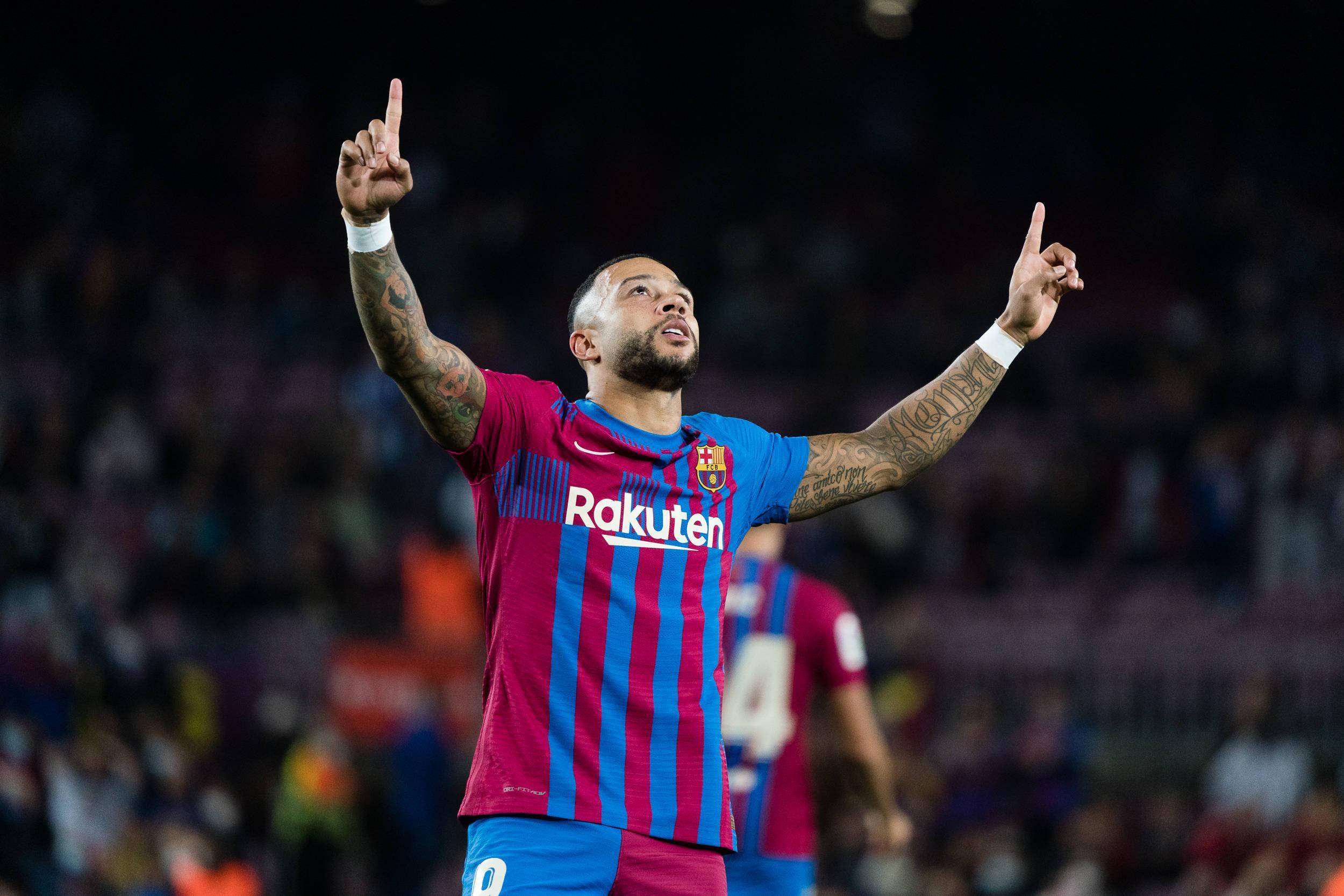 包含西班牙足球甲级联赛第16轮阿拉维斯1-2惜败皇家马德里的词条