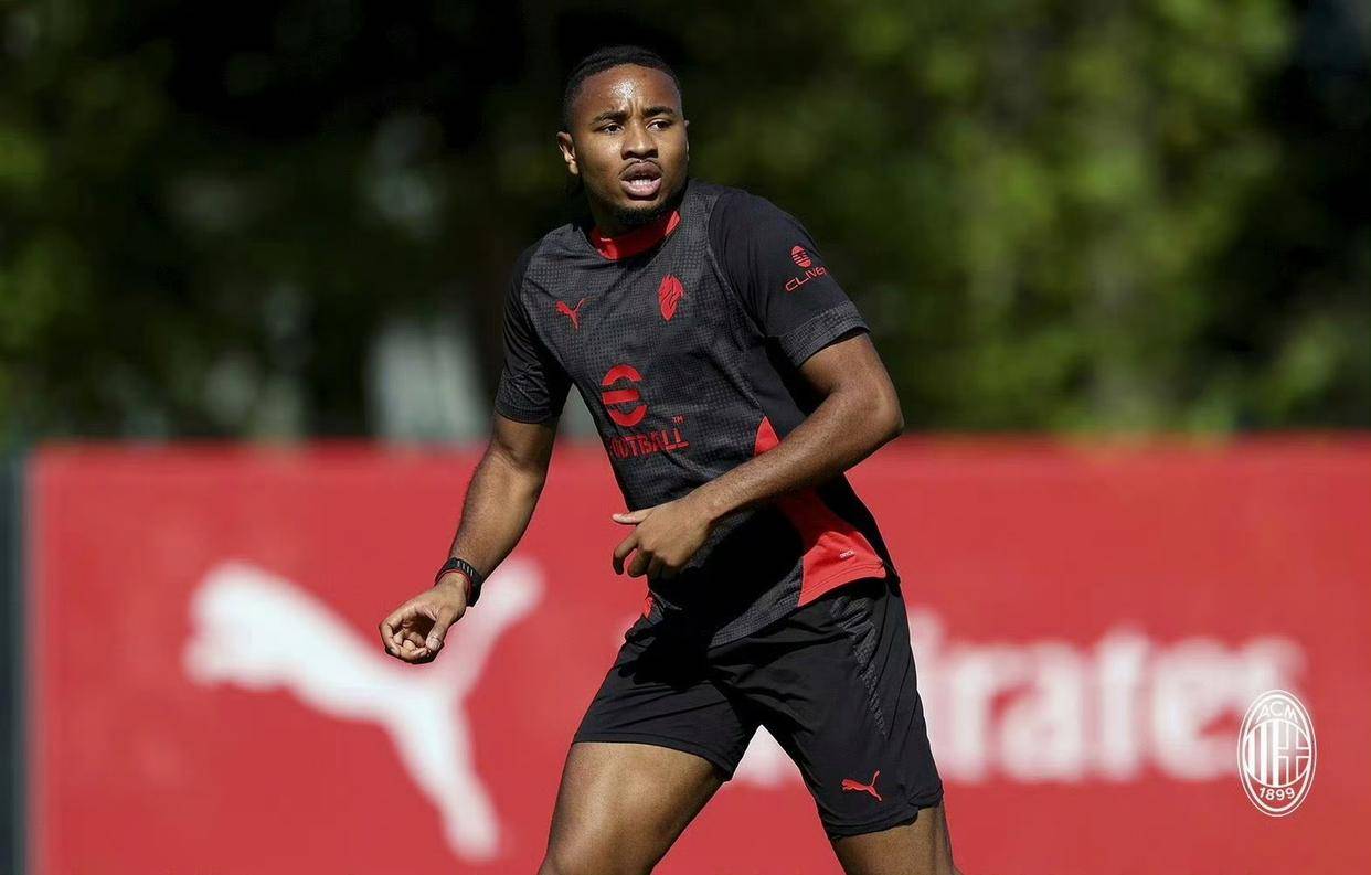 关于势不可挡！AC米兰本赛季意甲已15轮不败，仅首轮输球的信息