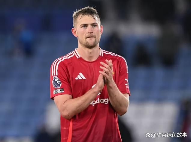 关于英超转会市场风云再起：曼联与纽卡斯尔争夺德国锋线新星的信息