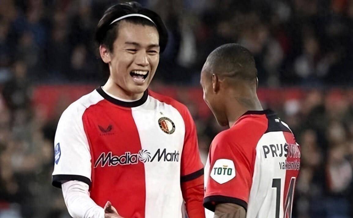 日本足球有多离谱？他们没踢过国内顶级联赛，却