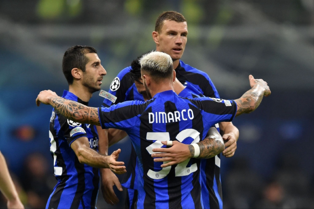 巴萨仍在与迪亚斯团队交涉;拜仁将提高对后者的报价的简单介绍 巴萨仍在与迪亚斯团队交涉;拜仁将提高对后者的报价的简单介绍