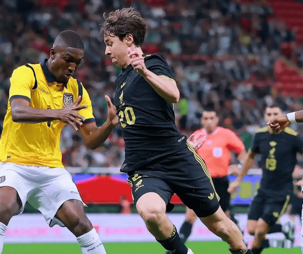 包含AC米兰锋线迎来弗拉霍维奇加盟，意甲金靴待官宣！的词条