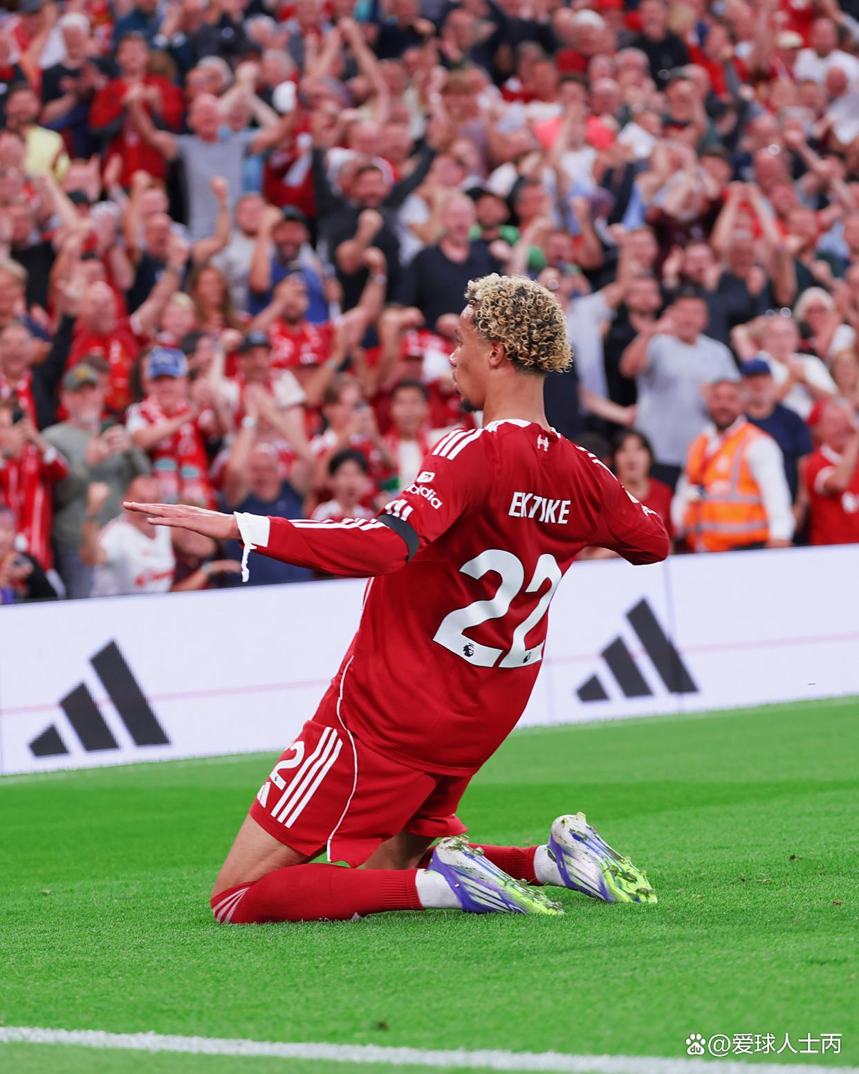 利物浦志在英超卫冕！夏窗已花213亿欧，还要引援，至少再投1亿的简单介绍