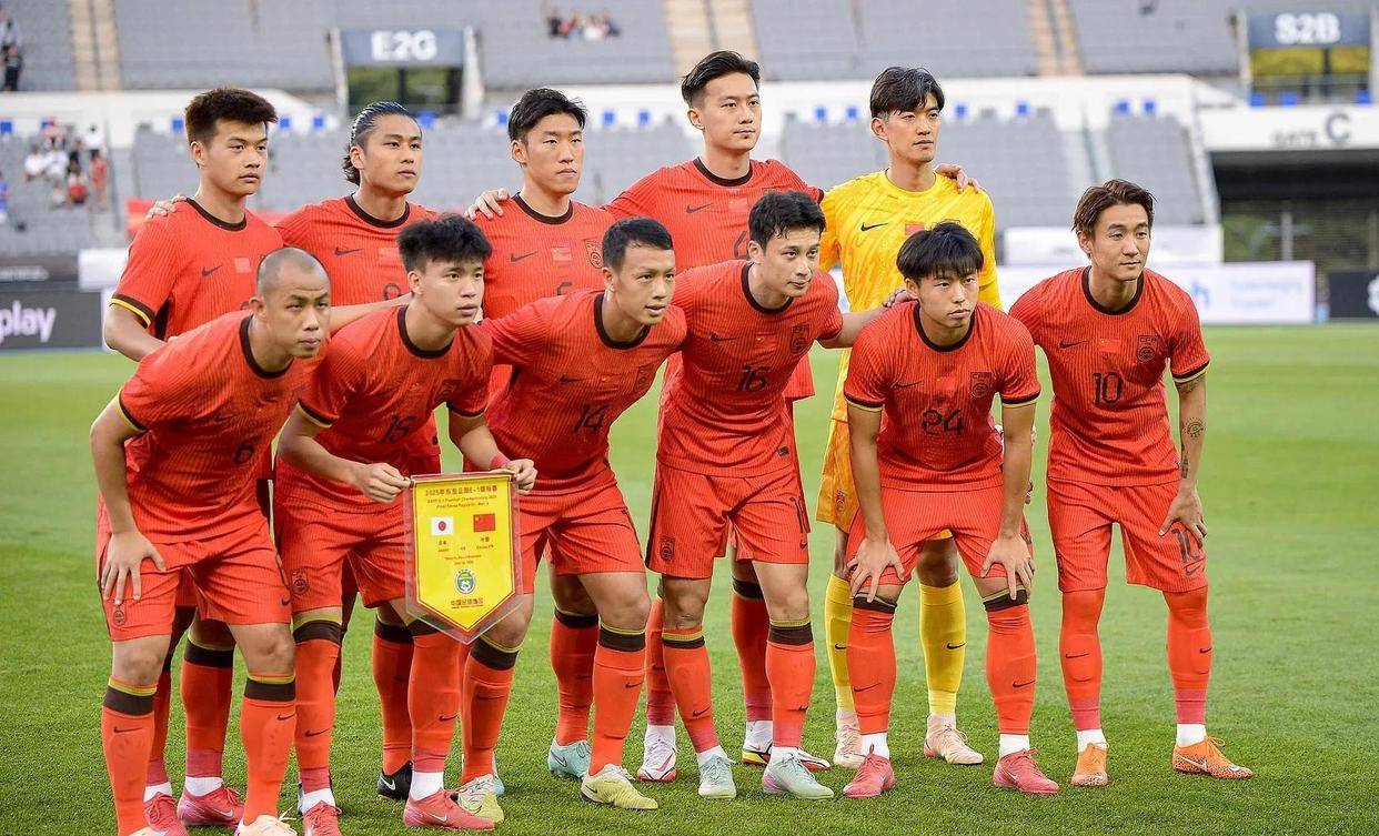 国足东亚杯终极战,申花主帅紧张,比球迷更甚的简单介绍