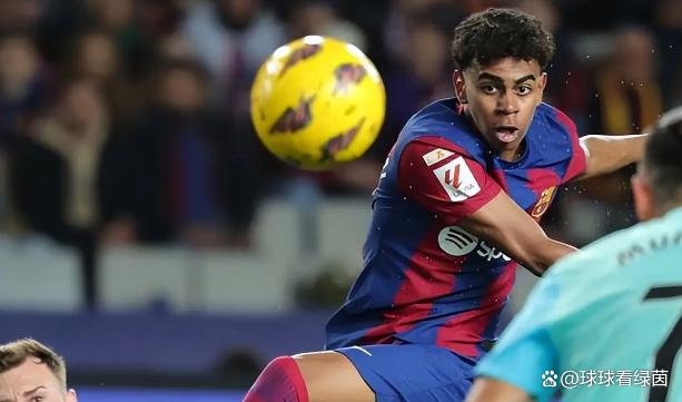 诺坎普改造未如期完成，欧足联怀疑欧冠小的简单介绍