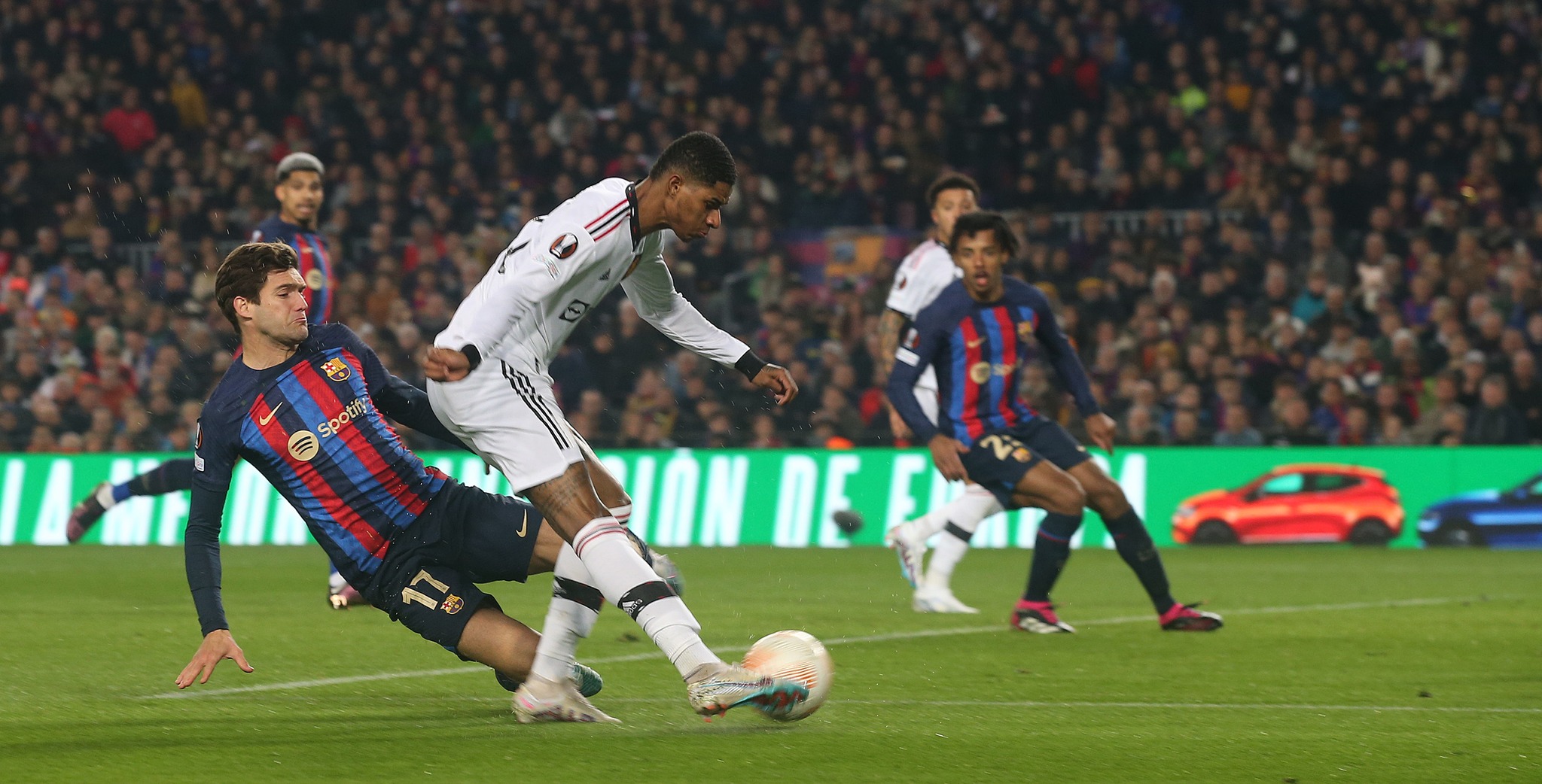 全队都想进球，拉什福德的直塞在巴萨有了用武之地的简单介绍