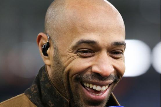 包含阿兰·希勒：利物浦新赛季能卫冕，曼联排名将低的词条