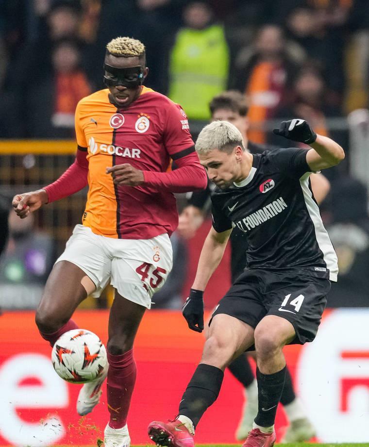 包含曼联今夏大洗牌！9人合同到期已自由身离队，6人还没找到新东家的词条