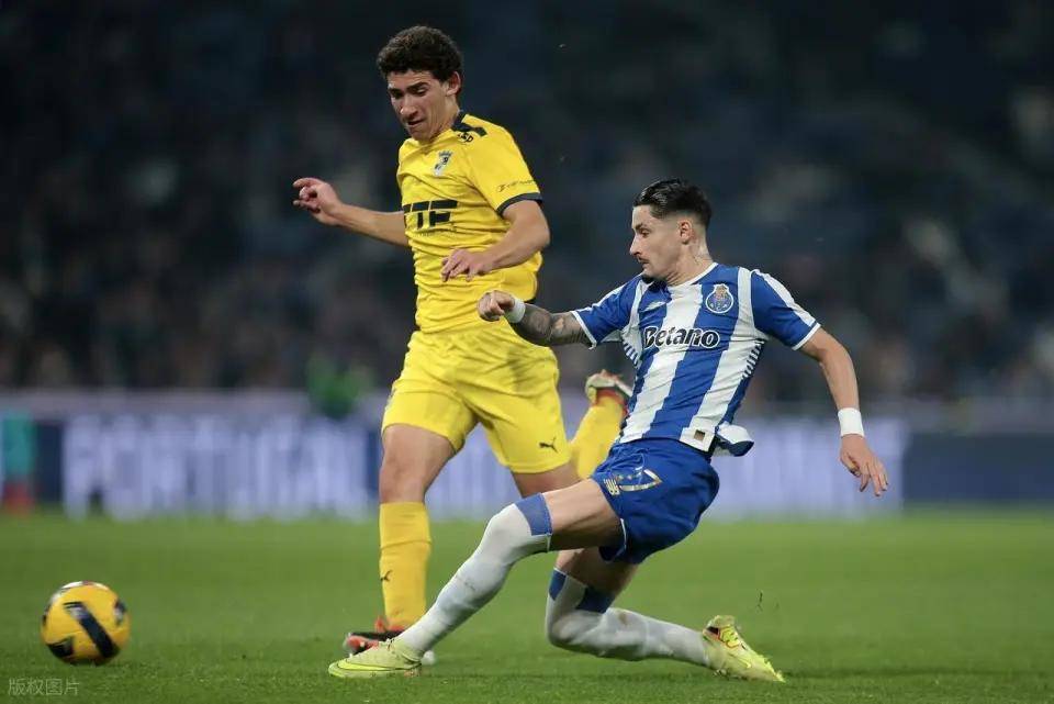 申花外援补强杀出新黑马！曾是德甲联赛银靴，球的简单介绍