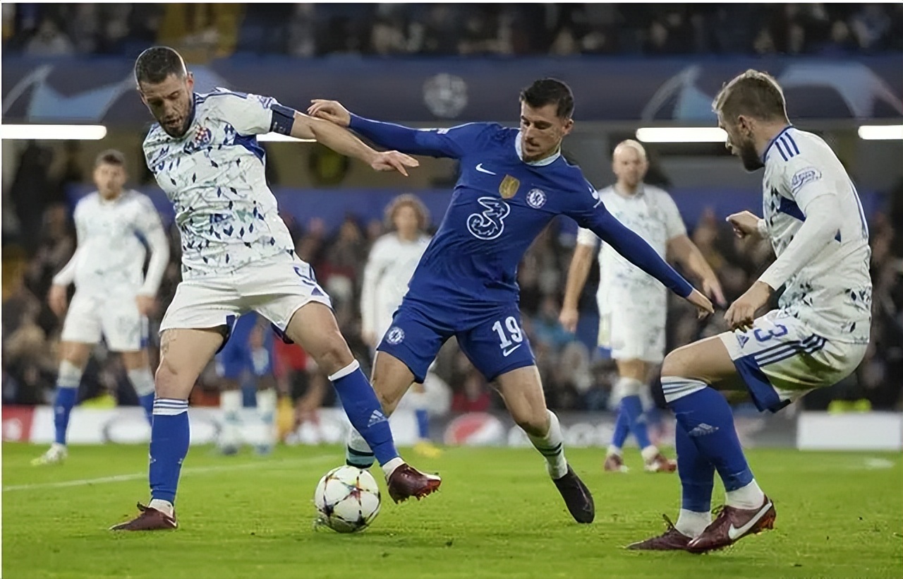 关于12月30日周二，切尔西vs伯恩茅斯---切尔西主场争胜稳欧冠，伯恩茅斯保级抢分盼爆冷的信息