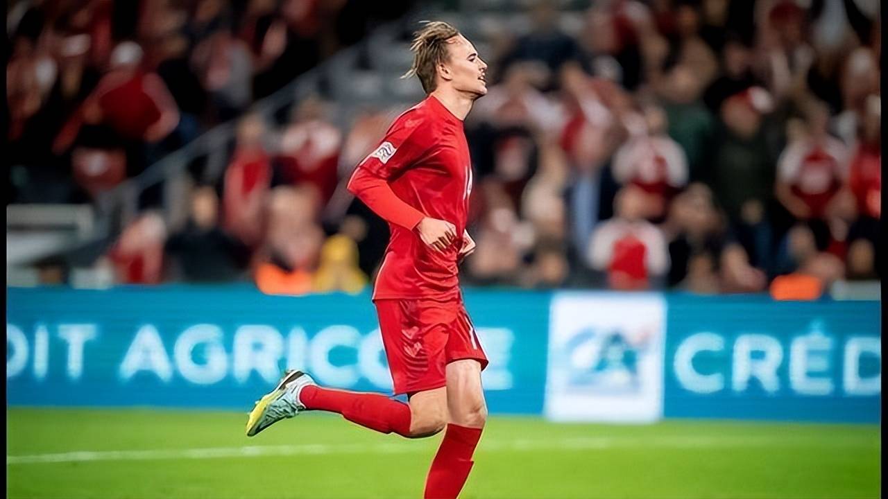 十连胜跟他没关系！在埃梅里麾下不被重用，利物浦小将准备回归的简单介绍