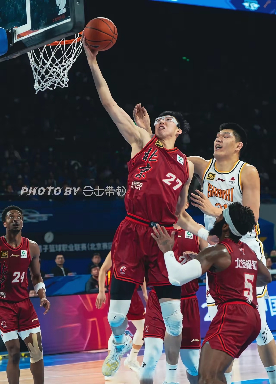 男篮热身赛回顾：周琦16分9篮板，中国不敌斯洛文尼亚的简单介绍