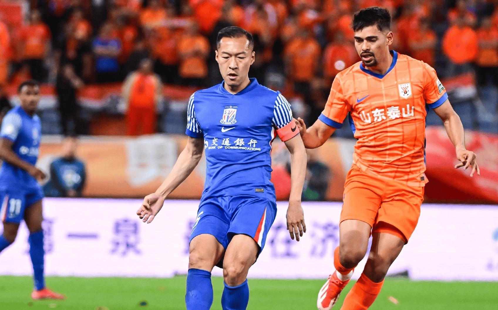 包含中超最大牌外援？申花与30岁葡萄牙国脚谈判！曾的词条