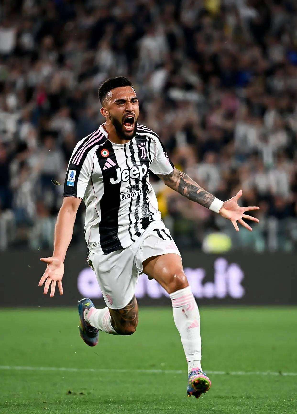 包含意甲新星确定回归皇马！身价6500万的他，怎解伯纳乌中场冗余问题的词条