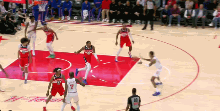 包含杜兰特30+6+5西亚卡姆23分火箭送步行者9连败的词条