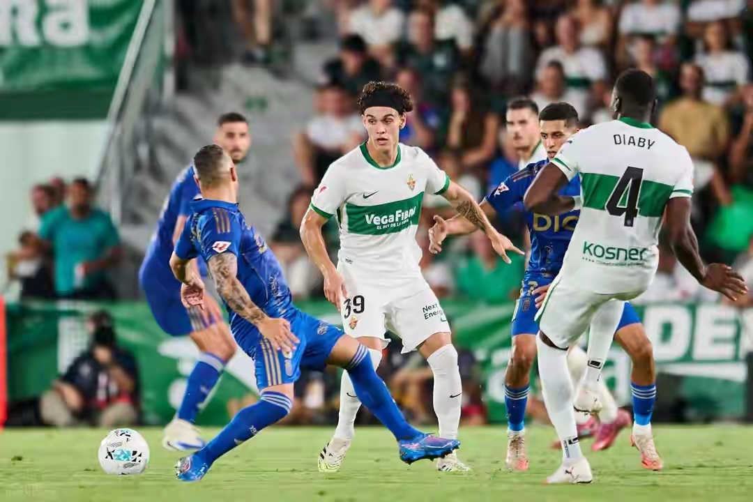 包含捍卫英伦尊严！切尔西弑杀欧冠冠军大巴黎五连杀落空的词条