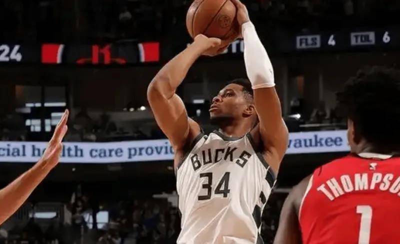 关于扬尼斯·阿德托昆博伤愈在即？雄鹿迎战公牛前景剖析的信息