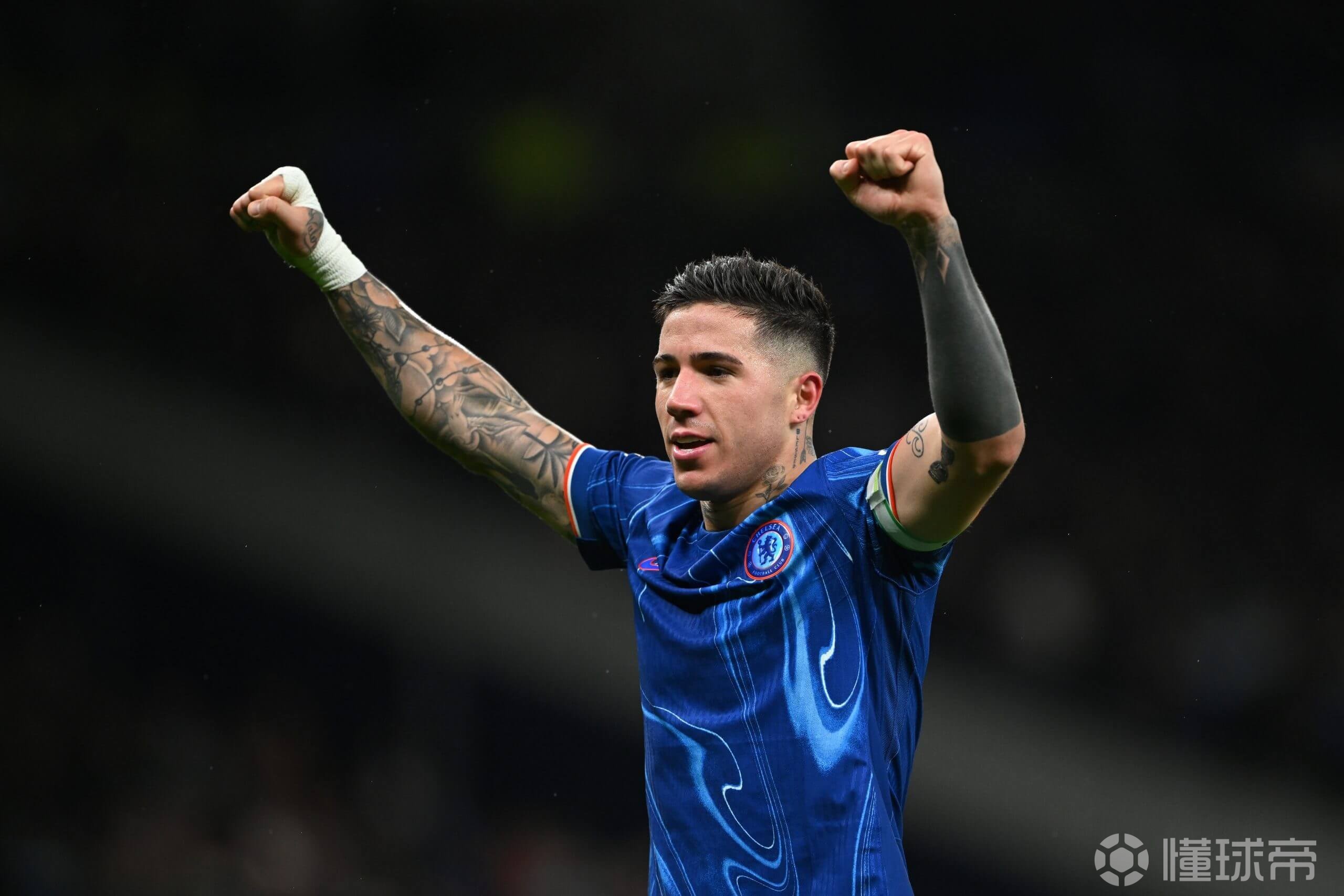 关于目前一些未透露姓名的航空公司有意成为切尔西胸前赞助的信息